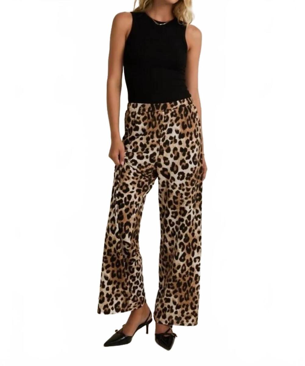 NEW GILLI leopard waist band pleated pants in brown